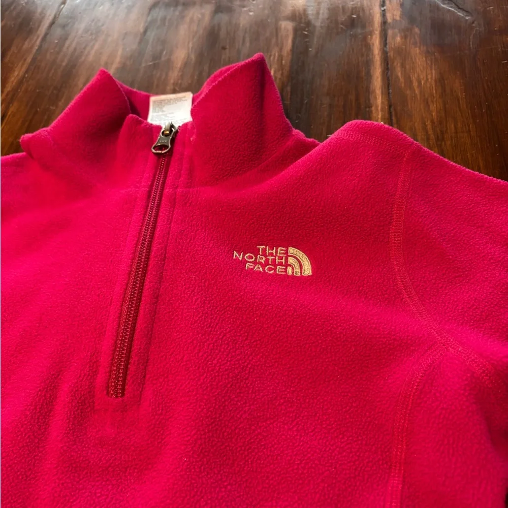 The North Face Hot Pink Fleece Quarter-Zip size 7/8
